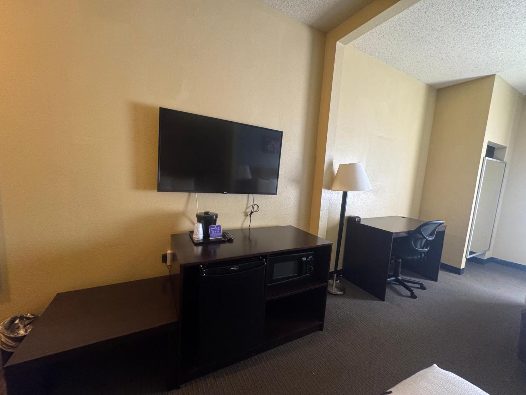 Sleep Inn & Suites Хаттисберг Экстерьер фото