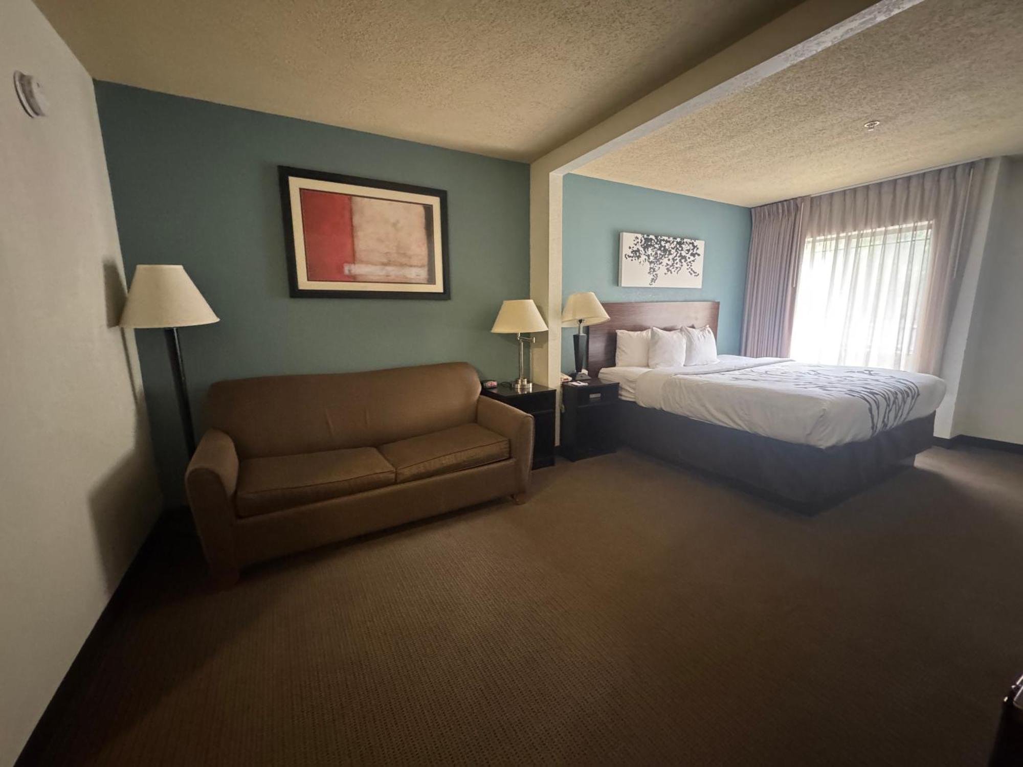 Sleep Inn & Suites Хаттисберг Экстерьер фото
