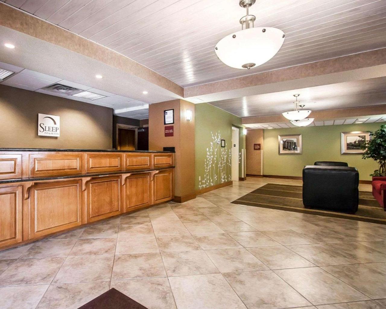 Sleep Inn & Suites Хаттисберг Экстерьер фото